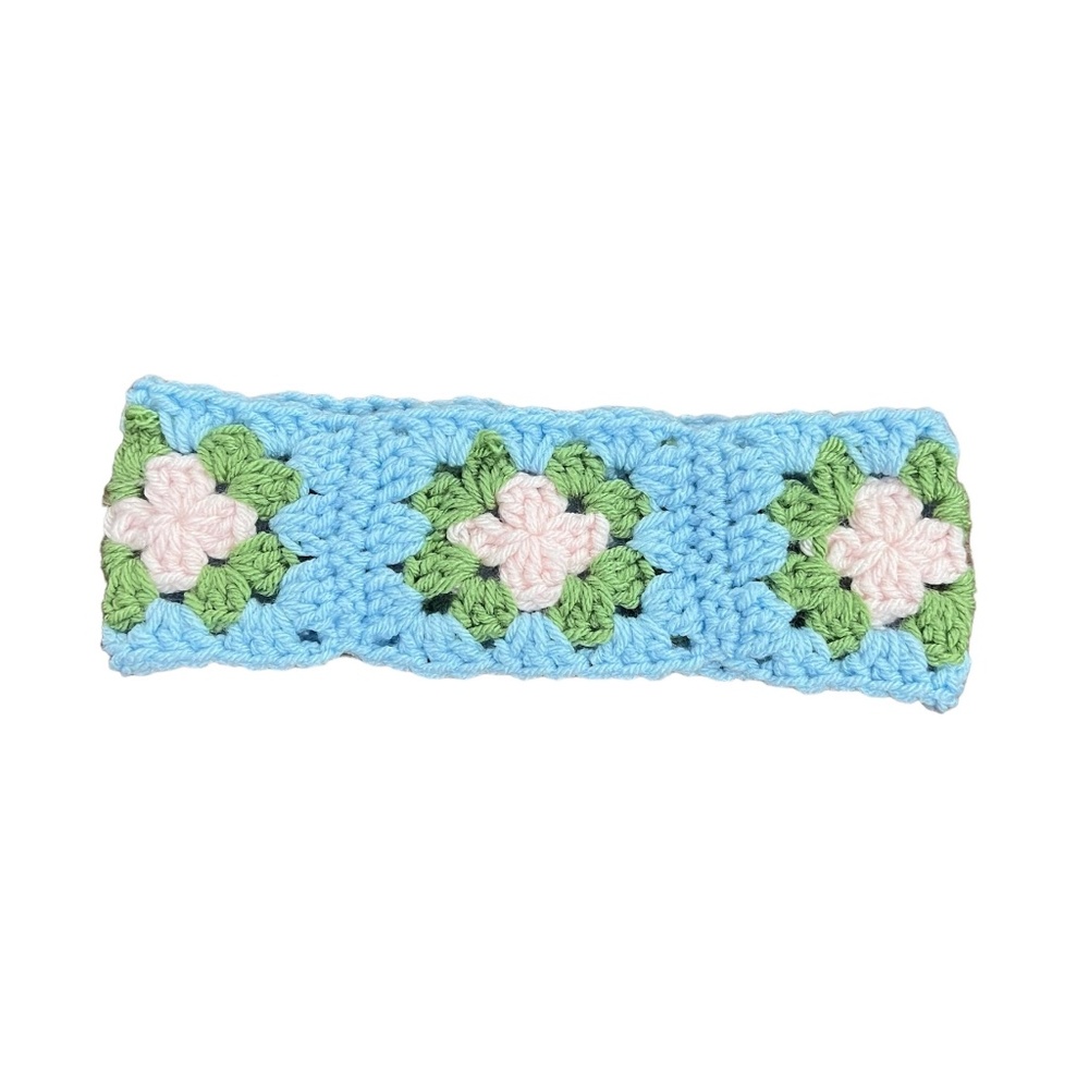handmade stretchy crochet granny square headband🧶